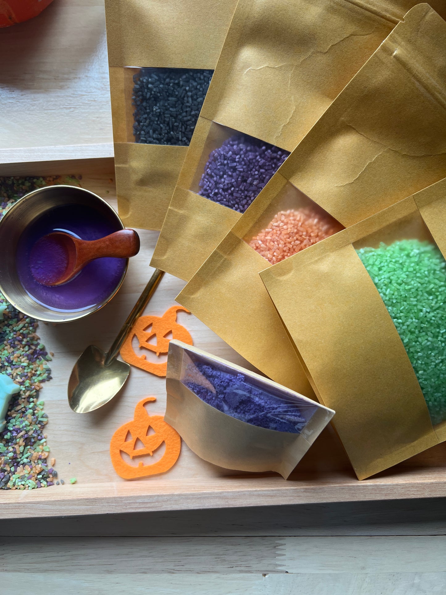 Halloween-Bruchreis– 4er-Set (bunt gefärbt) | Sensorik Reis | Sensory Play