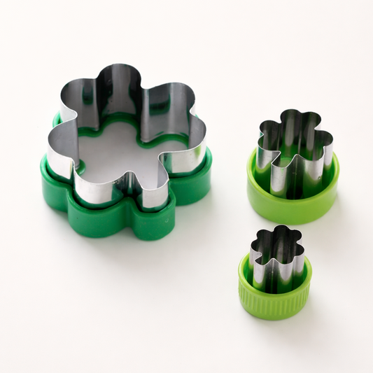 Kleeblatt Mini Ausstecher Set aus Edelstahl – Obst und Gemüse Ausstecher für kreative Kinder Brotdosen