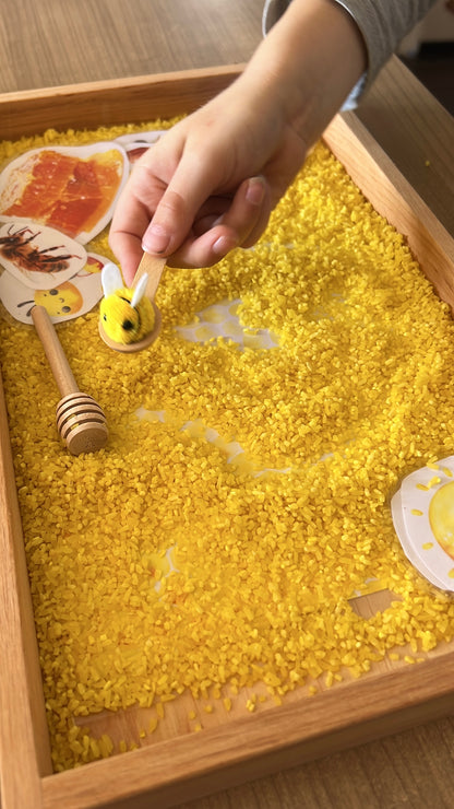 Sensorikset „Honigbiene“ – gelbgoldener Reis mit Duft & Spielideen