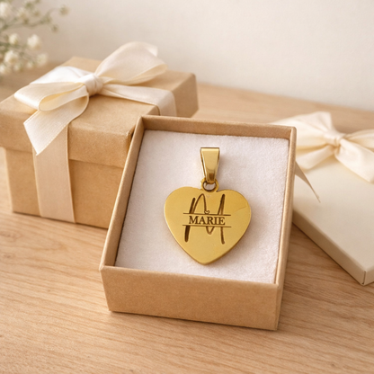 Herz Kettenanhänger graviert – Edelstahl personalisiert – Kindername, Initiale